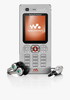 W880i silver front  earphones 1 low