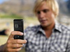 K200i man taking picture low